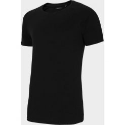 T-shirt męski TSM601 - głęboka czerń - Outhorn. Pomarańczowe t-shirty męskie Outhorn, m, bez wzorów, bez kołnierzyka. Za 39,99 zł.