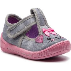 Kapcie SUPERFIT - 4-00263-25 M Hellgrau. Szare sandały dziewczęce Superfit, z tworzywa sztucznego, bez zapięcia. Za 129,00 zł.