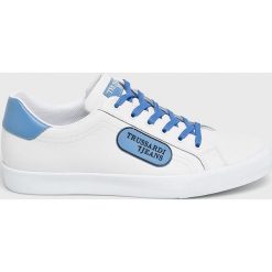 Trussardi Jeans - Buty. Białe buty sportowe męskie Trussardi Jeans, z jeansu, na sznurówki. W wyprzedaży za 359,90 zł.