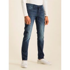 Jeansy Slim Fit Armani Exchange 6GZJ17 Z1RTZ 1500. Niebieskie jeansy męskie Armani Exchange, m, bez wzorów, z elastanu. W wyprzedaży za 329,00 zł.