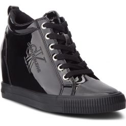 Sneakersy CALVIN KLEIN JEANS - Ritzy RE9799 Black. Czarne sneakersy damskie Calvin Klein Jeans, z jeansu. W wyprzedaży za 339,00 zł.