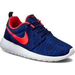 Buty NIKE - Roshe One Print 599432 464 Lyl Bl/Brght Crmns/Gm Ryl/Wht. Niebieskie półbuty damskie Nike, na co dzień, bez wzorów, z materiału, eleganckie, bez obcasa, na płaskiej podeszwie, na sznurówki. W wyprzedaży za 249,00 zł.