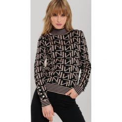 Czarno-Beżowy Sweter Gift For Once. Czarne swetry damskie Renee, s, w paski, casualowe, z długim rękawem, długie, bez kaptura. Za 109,99 zł.