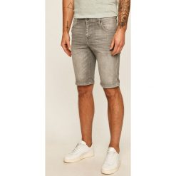 Mustang - Szorty jeansowe. Szare spodenki i szorty męskie Mustang, bez wzorów, z elastanu, casualowe. Za 239,90 zł.