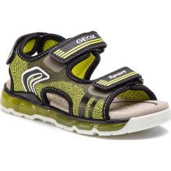 Sandały GEOX - J S.Android B. A J920QA 01454 C3707 S Lime/Black. Żółte sandały chłopięce Geox, ze skóry ekologicznej, bez zapięcia. W wyprzedaży za 199,00 zł.