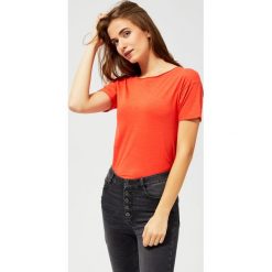 Bluzka basic. Bluzki damskie Moodo, xl, bez wzorów, bez kołnierzyka, bez rękawów. Za 9,99 zł.