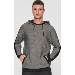Bluza promująca akcję Movember - Jasny szary. Szare bluzy męskie marki Cropp, l. Za 119,99 zł.
