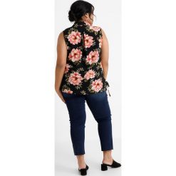 Bluzki asymetryczne: Dorothy Perkins Curve BLOOM FLORAL SLEEVELESS Bluzka black base