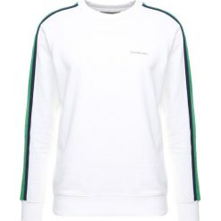 Calvin Klein Jeans SIDE STRIPE Bluza white. Białe bluzy męskie Calvin Klein Jeans, m, z bawełny. W wyprzedaży za 356,85 zł.