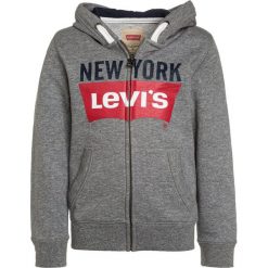 Levi's® ZIPPER BATYORK Bluza rozpinana grey melange. Brązowe bluzy chłopięce rozpinane marki Levi's®, z bawełny. Za 299,00 zł.