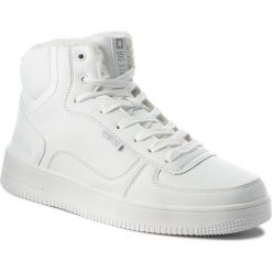 Sneakersy BIG STAR - BB174205 White. Białe sneakersy męskie marki BIG STAR, na co dzień, bez wzorów, ze skóry ekologicznej, retro, bez zapięcia. W wyprzedaży za 149,00 zł.
