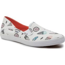 Tenisówki KEDS - Crashback Boardwalk WF54639 Wht. Białe półbuty damskie Keds, bez wzorów, z tworzywa sztucznego, bez zapięcia. W wyprzedaży za 129,00 zł.