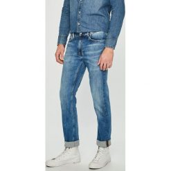 Calvin Klein Jeans - Jeansy CKJ 026. Niebieskie jeansy męskie marki Calvin Klein Jeans, z elastanu. Za 449,90 zł.