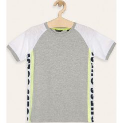 Guess Jeans - T-shirt dziecięcy 118-175 cm. Szare t-shirty chłopięce Guess Jeans, z nadrukiem, z bawełny, bez rękawów. Za 99,90 zł.