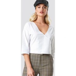 NA-KD Classic Lniany top kopertowy - White. Białe topy damskie NA-KD Classic, bez wzorów, ze lnu, bez kołnierzyka. Za 121,95 zł.