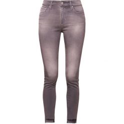 Jeansy damskie: AG Jeans FARRAH Jeansy Slim Fit light grey