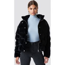 NA-KD Aksamitna kurtka - Black. Czarne kurtki damskie marki NA-KD, z materiału. Za 404,95 zł.