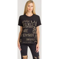 T-SHIRT VERSACE JEANS COUTURE. Czarne t-shirty damskie Versace Jeans Couture, s, z aplikacjami, z bawełny, z okrągłym kołnierzem. Za 649,00 zł.