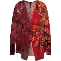 Kardigan Desigual Adriana 19WWJF83. Czerwone swetry damskie Desigual, xs, bez wzorów, z bawełny. W wyprzedaży za 219,00 zł.