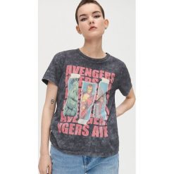 Koszulka Marvel The Avengers - Szary. Szare koszulki damskie Cropp, s. Za 49,99 zł.