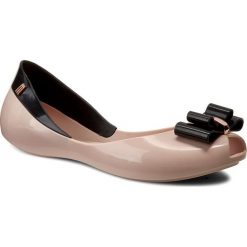 Baleriny MELISSA - Queen V Ad 31818 Pink/Black 52807. Brązowe baleriny damskie Melissa, bez wzorów, z tworzywa sztucznego, bez obcasa. Za 359,00 zł.