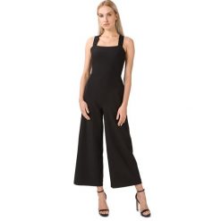 Guess Nora Kombinezon Czarny. Czarne spodnie damskie Guess, s, z aplikacjami, z elastanu, bez kołnierzyka, bez rękawów. Za 571,95 zł.