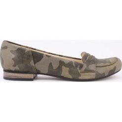 Baleriny lordsy - skóra naturalna - model 025 - kolor moro. Szare baleriny damskie Zapato, moro, z jeansu, eleganckie, na niskim obcasie, na obcasie. W wyprzedaży za 173,40 zł.