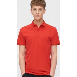 Koszulka polo - Czerwony. Czerwone koszulki męskie Cropp, s, bez wzorów, polo, bez rękawów. W wyprzedaży za 39,99 zł.
