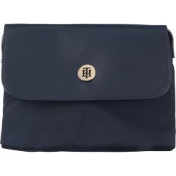 Tommy Hilfiger Dressy Cross body bag Niebieski. Niebieskie torebki klasyczne damskie TOMMY HILFIGER, w paski, z poliesteru, bez dodatków. Za 395,95 zł.