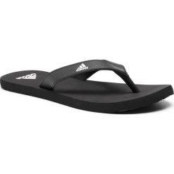 Japonki adidas - Eezay Flip Flop F35029 Cblack/Ftwwht/Cblack. Czarne klapki męskie Adidas, bez wzorów, ze skóry ekologicznej. Za 79,95 zł.