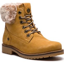 Trapery WRANGLER - Creek Alaska WL182502 Tan Yellow 24. Żółte trapery damskie Wrangler, ze skóry. W wyprzedaży za 289,00 zł.
