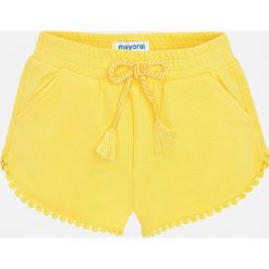 Mayoral - Szorty dziecięce 92-134 cm. Czerwone spodenki dziewczęce Mayoral, bez wzorów, z elastanu, sportowe. Za 56,90 zł.