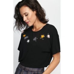 Czarny T-shirt Think About Is You. Czarne bluzki damskie marki Born2be, l. Za 25,49 zł.