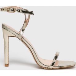 Public Desire - Sandały. Szare sandały damskie marki Public Desire, z materiału, na obcasie, na klamry. Za 99,90 zł.