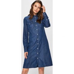 Calvin Klein Jeans - Sukienka. Niebieskie sukienki damskie Calvin Klein Jeans, na co dzień, s, bez wzorów, z bawełny, casualowe, bez kołnierzyka, z długim rękawem, długie, maxi, proste. W wyprzedaży za 359,90 zł.