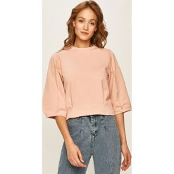 Answear - Bluza. Różowe bluzy damskie ANSWEAR, s, bez wzorów, z elastanu, bez rękawów, bez kaptura. W wyprzedaży za 49,90 zł.