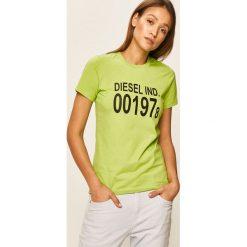 Diesel - T-shirt. Żółte bluzki damskie Diesel, s, z nadrukiem, z bawełny, casualowe, z okrągłym kołnierzem. Za 169,90 zł.