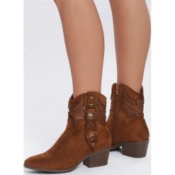 Camelowe Kowbojki Further. Brązowe botki damskie Inny, bez obcasa, na obcasie, na zamek. Za 169,99 zł.