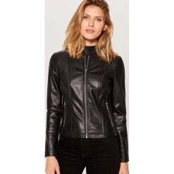 Kurtka biker - Czarny. Czarne kurtki damskie Mohito, bez wzorów, bez kaptura. Za 149,99 zł.