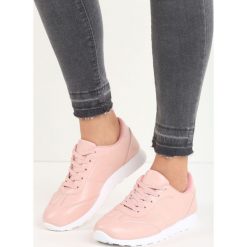 Różowe Buty Sportowe Top Secret. Czerwone topy sportowe damskie marki Born2be, z materiału. Za 59,99 zł.