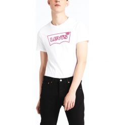 Levi's Housemark Graphic Koszulka Biały. Białe podkoszulki męskie Levi's®, s, z nadrukiem, z bawełny, z krótkim rękawem. Za 137,95 zł.