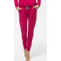 Cardio Bunny - Spodnie Poppy. Fioletowe spodnie sportowe damskie Cardio Bunny, l, z elastanu. W wyprzedaży za 129,90 zł.