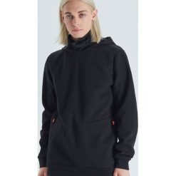 Bluza z maską kolekcja Modular - Czarny. Czarne bluzy męskie marki Cropp, s, bez wzorów, bez kołnierzyka, bez rękawów, bez kaptura. Za 129,99 zł.