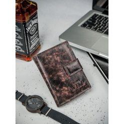 Ekskluzywny skórzany męski portfel skóra naturalna. Portfele męskie ALWAYS WILD, bez wzorów, ze skóry. Za 49,90 zł.