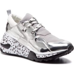 Sneakersy STEVE MADDEN - Cliff Sneaker SM11000185-04005-751 Silver. Szare sneakersy damskie marki Steve Madden, ze skóry ekologicznej. Za 519,00 zł.