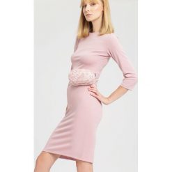 Różowa Sukienka Lose. Różowe sukienki damskie other, s, bez wzorów, z dzianiny, bez kołnierzyka, bez rękawów, mini, dopasowane. Za 34,99 zł.