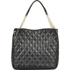 Skórzana torebka w kolorze czarnym - (S)35 x (W)28 x (G)17 cm. Czarne torebki klasyczne damskie marki Wiosenny MUST HAVE, bez wzorów, ze skóry, na ramię, pikowane, bez dodatków. W wyprzedaży za 369,95 zł.