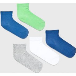 Blukids - Skarpetki dziecięce (5 pack). Szare skarpetki chłopięce Blukids, bez wzorów, z elastanu. Za 29,90 zł.