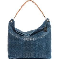 Torebki klasyczne damskie: Skórzana torebka w kolorze niebieskim – 38 x 35 x 13 cm