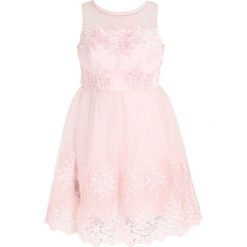 Sukienki hiszpanki: Chi Chi London Curvy ZANA Sukienka koktajlowa pink